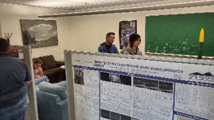 Research @ Tech Day! Research @ Tech Day!