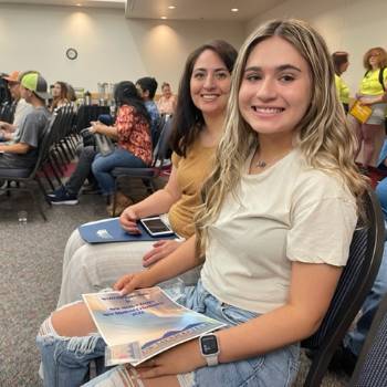 hailey-gulas Hailey and Brandy Gulas