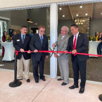 ribbon-cutting Ribbon-cutting at Deju University House
