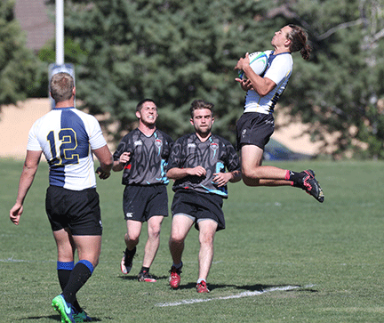 Nigel Ruckhaus catches a kick